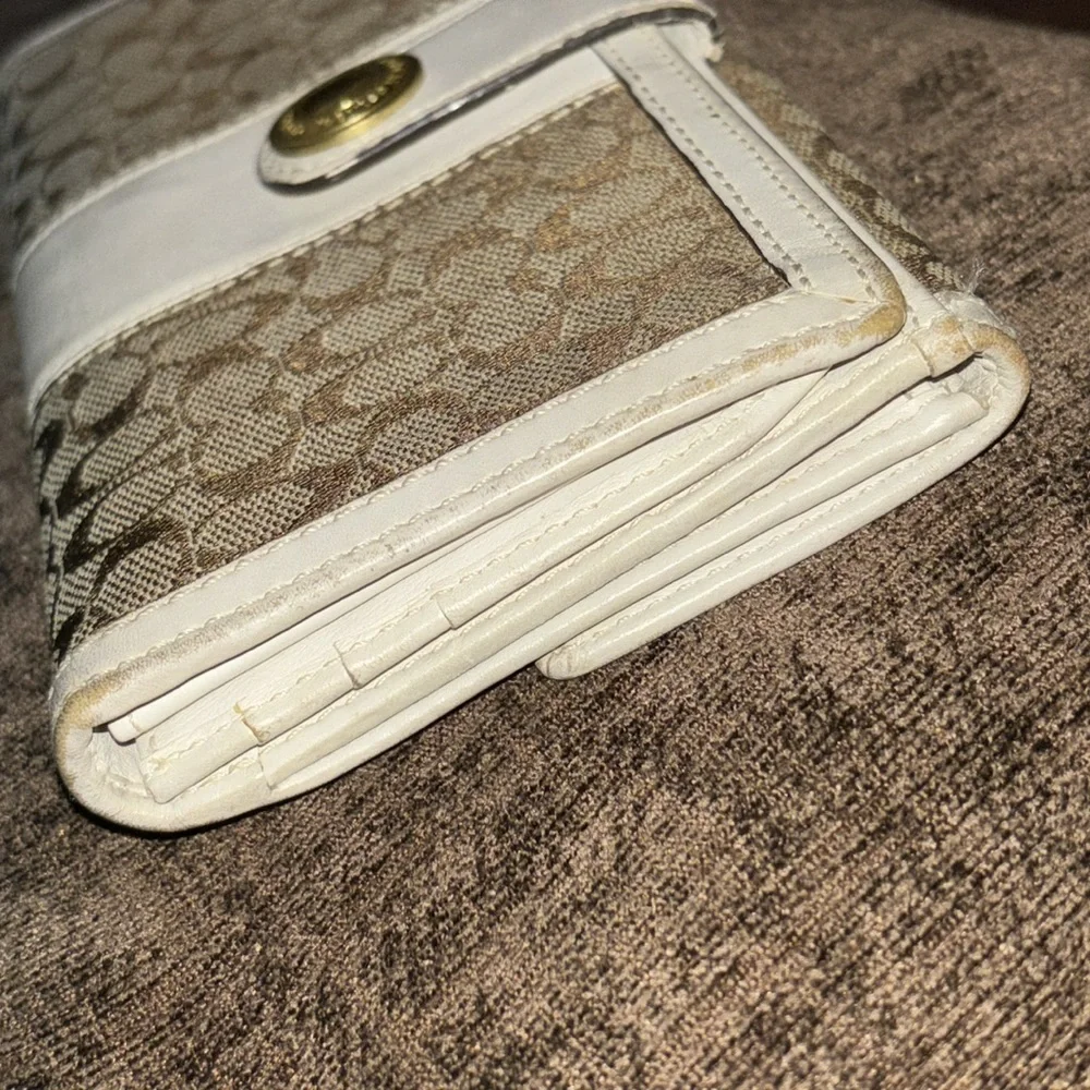 Coach monogram and Leather Wallet - Picture 4 of 9
